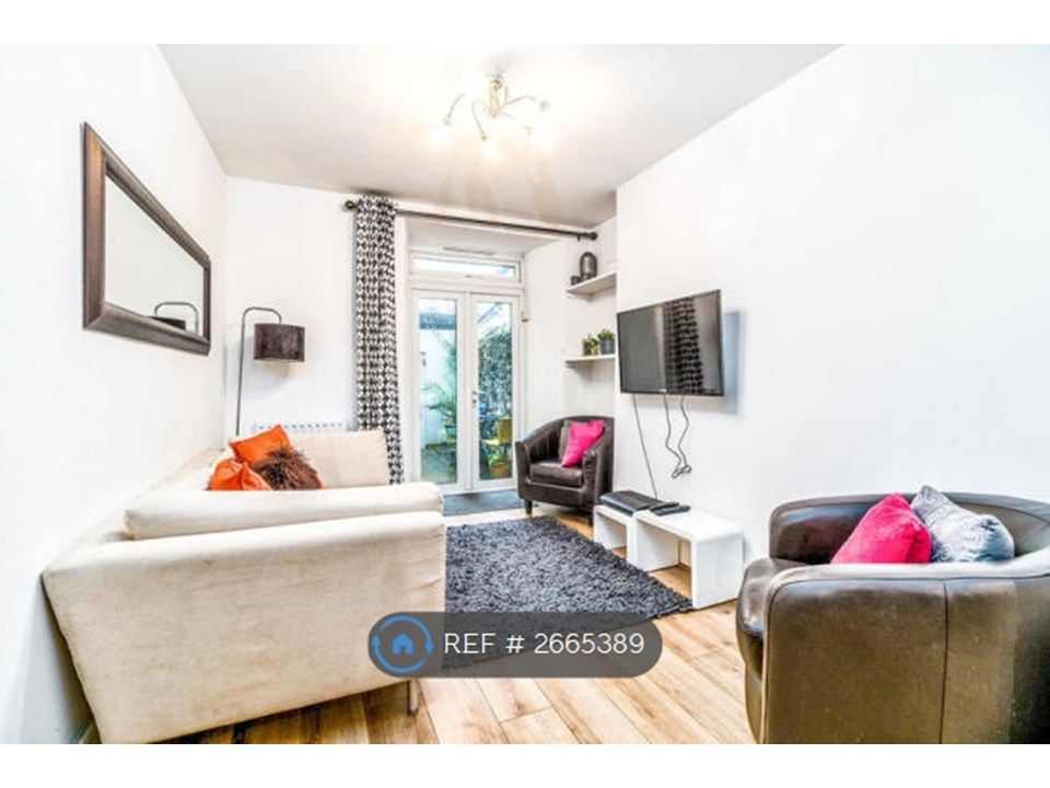 Property photo 2 of 5