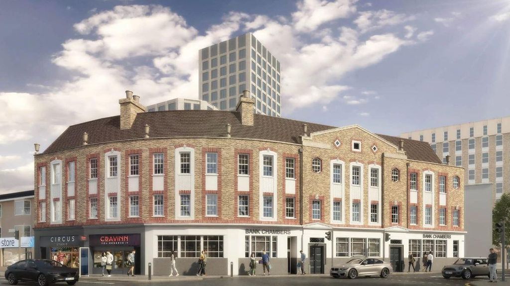 Property photo 1 of 9 Bank Chambers