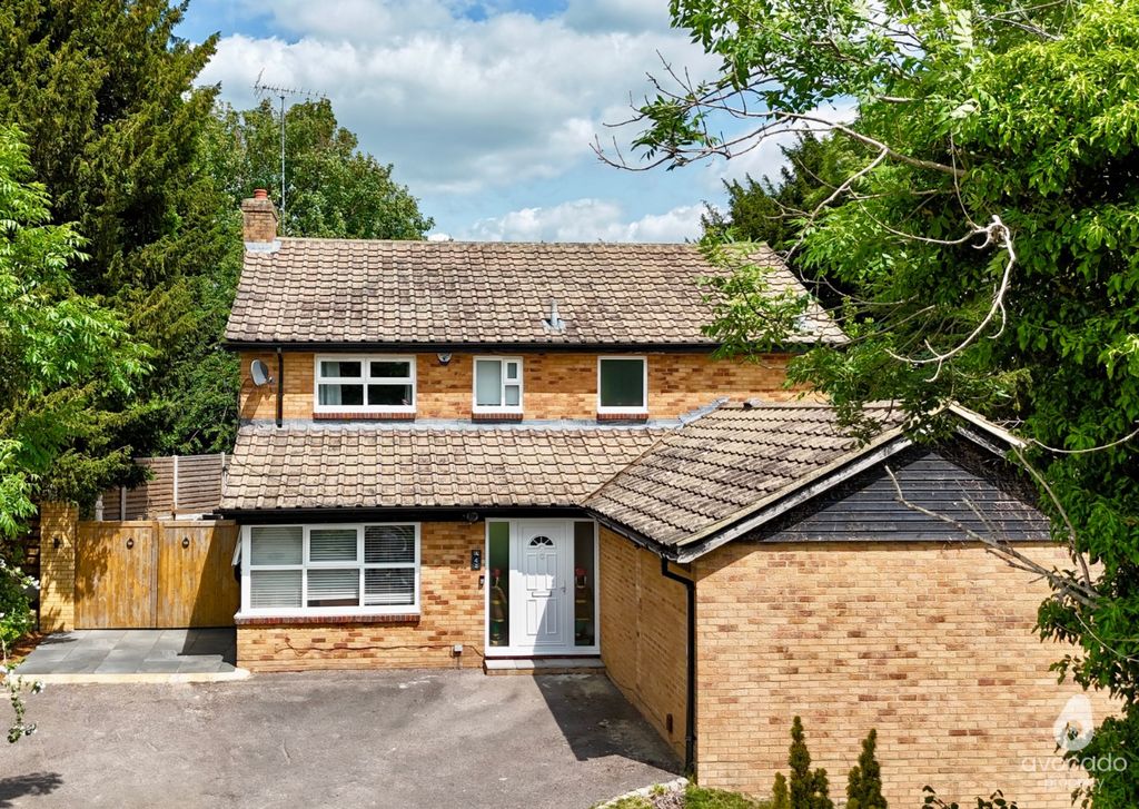 Property photo 1 of 39 4253871