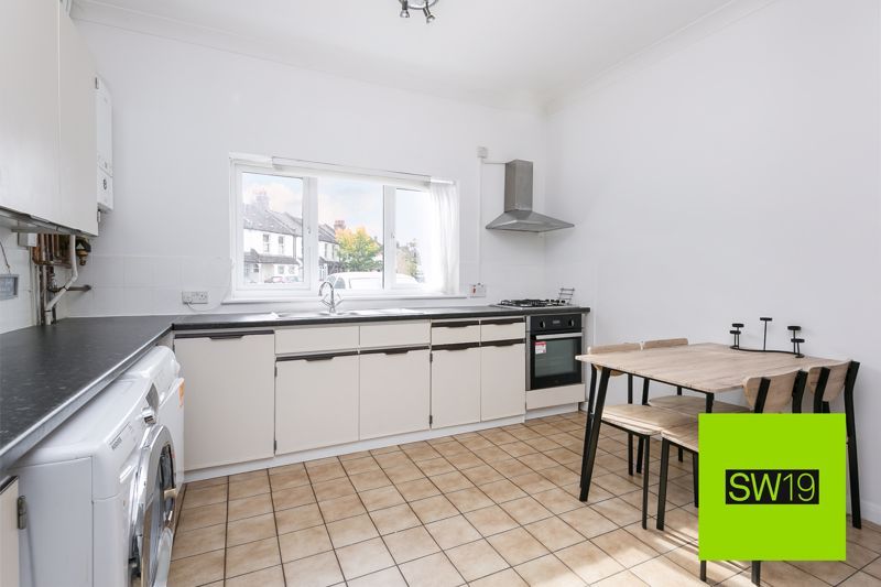 Property photo 2 of 15 Photo 8