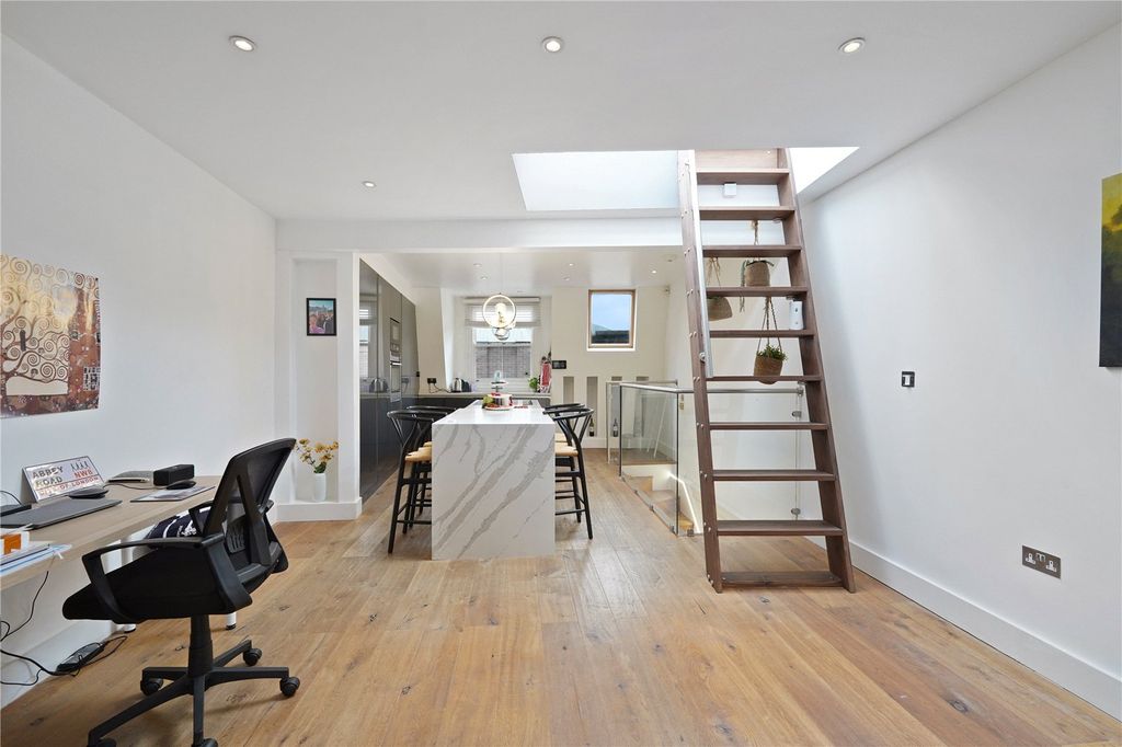 Property photo 1 of 12 Picture No. 07