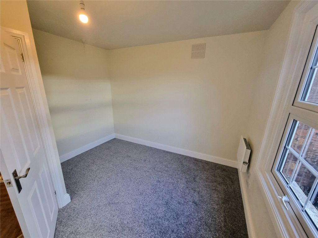 Property photo 3 of 11 Picture No. 04