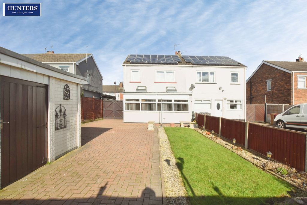 Property photo 2 of 20 Garden