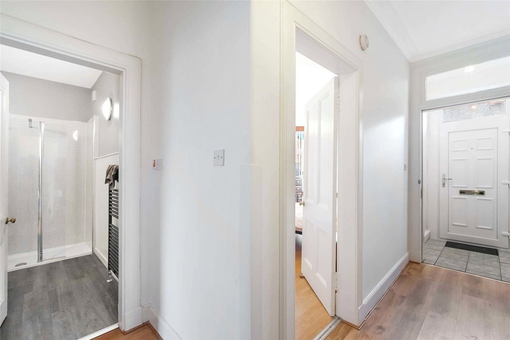 Additional image 4 of 1 bed flat for saleShaftesbury Street, Alloa, Clackmannanshire FK10