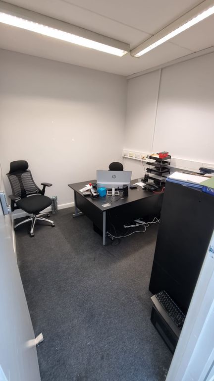 Property photo 3 of 5