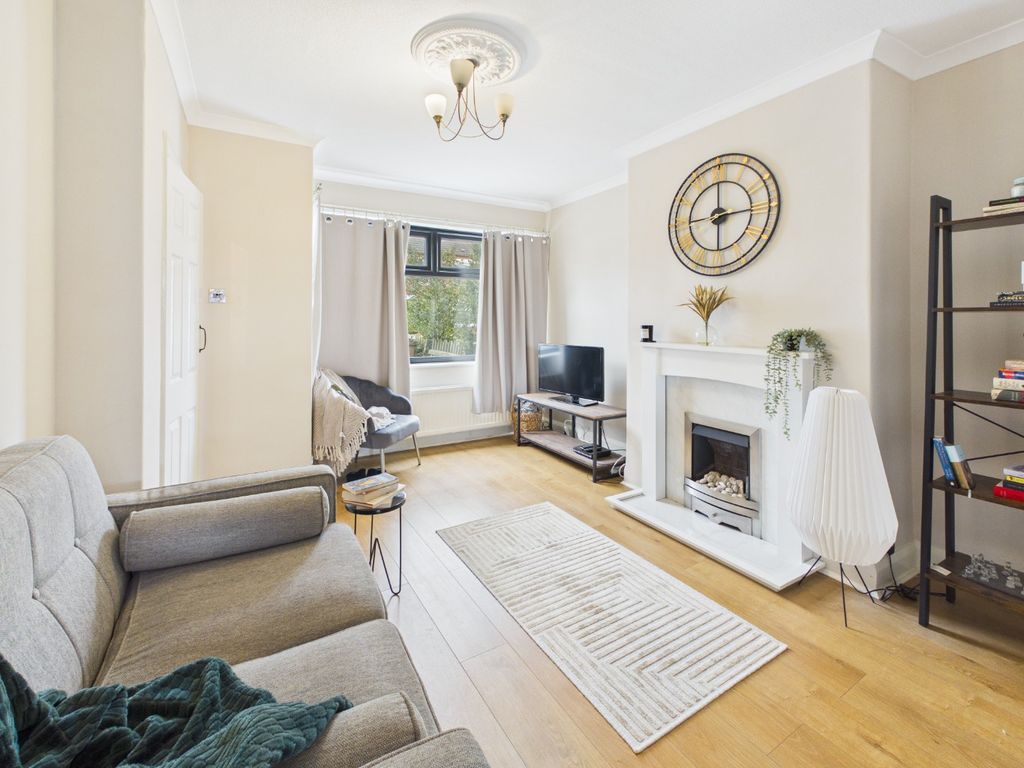 Property photo 3 of 23 4972238