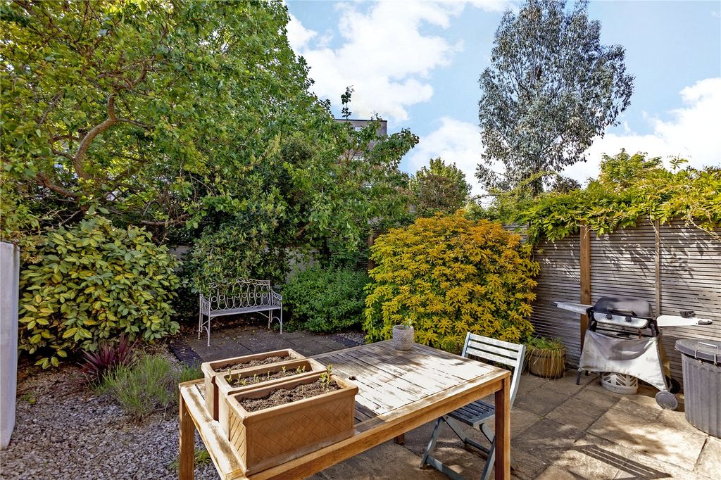 Property photo 2 of 10 Picture No. 04