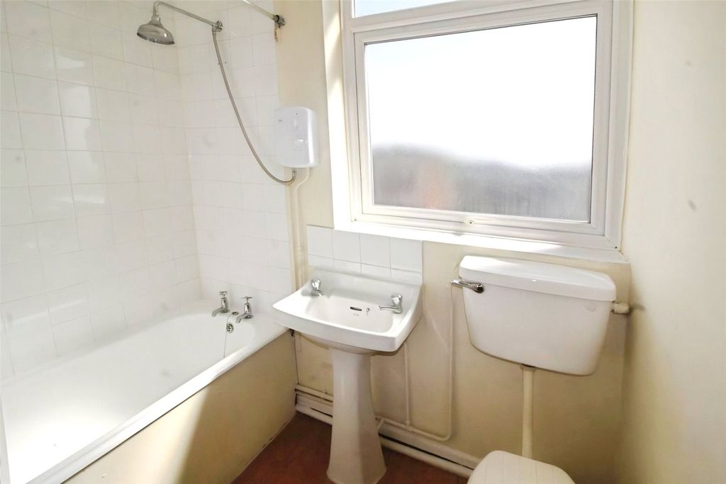 Property photo 3 of 7 Picture No. 02