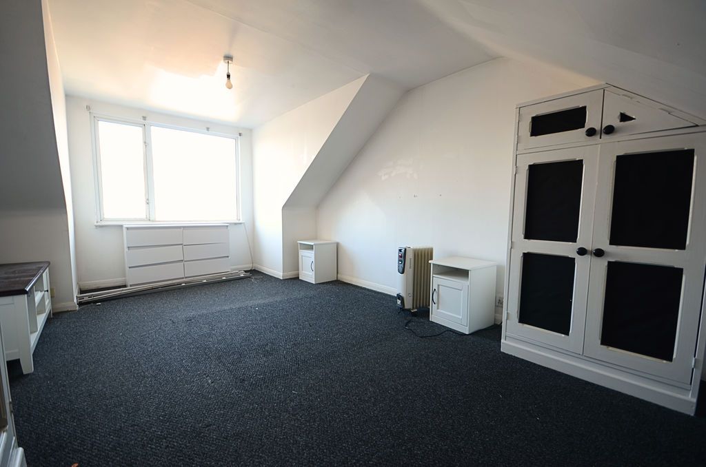 Property photo 2 of 7 Photo 1