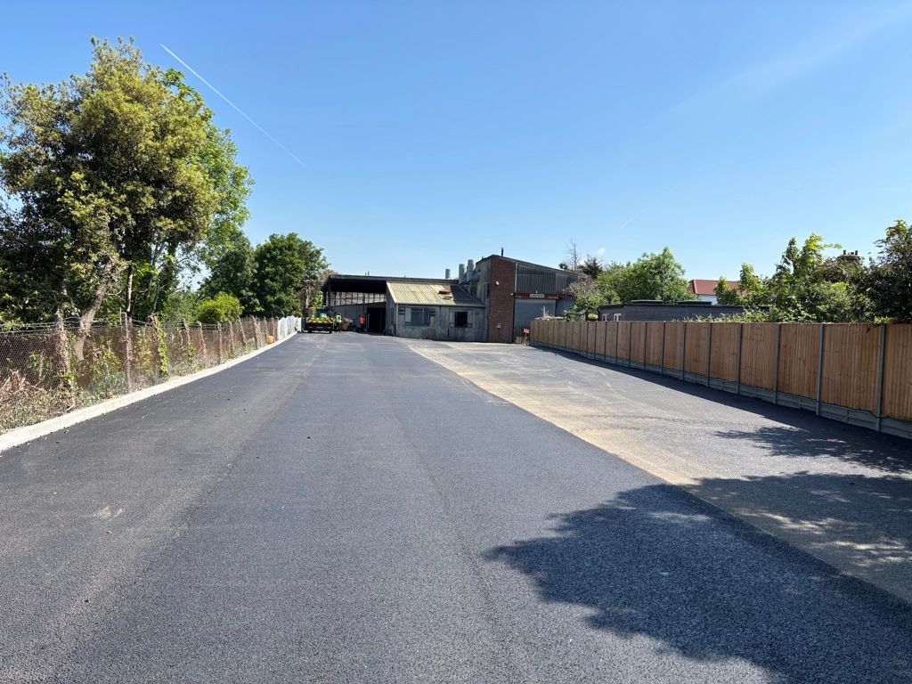 Property photo 2 of 5 Photo 4