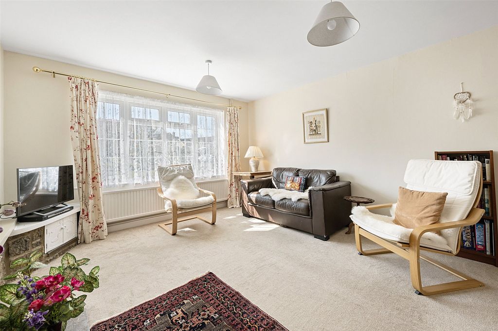 Property photo 2 of 20 Picture No. 55