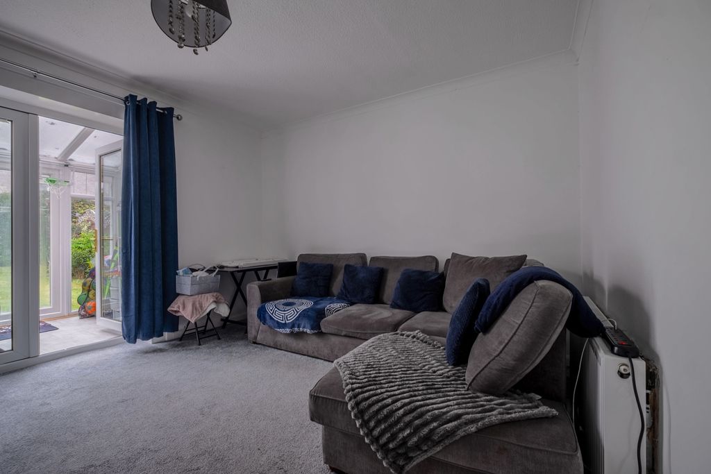 Property photo 3 of 22