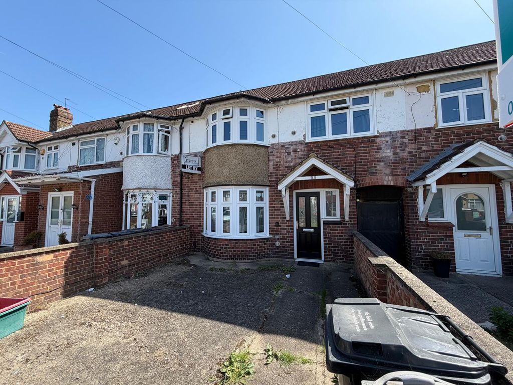 Property photo 2 of 19