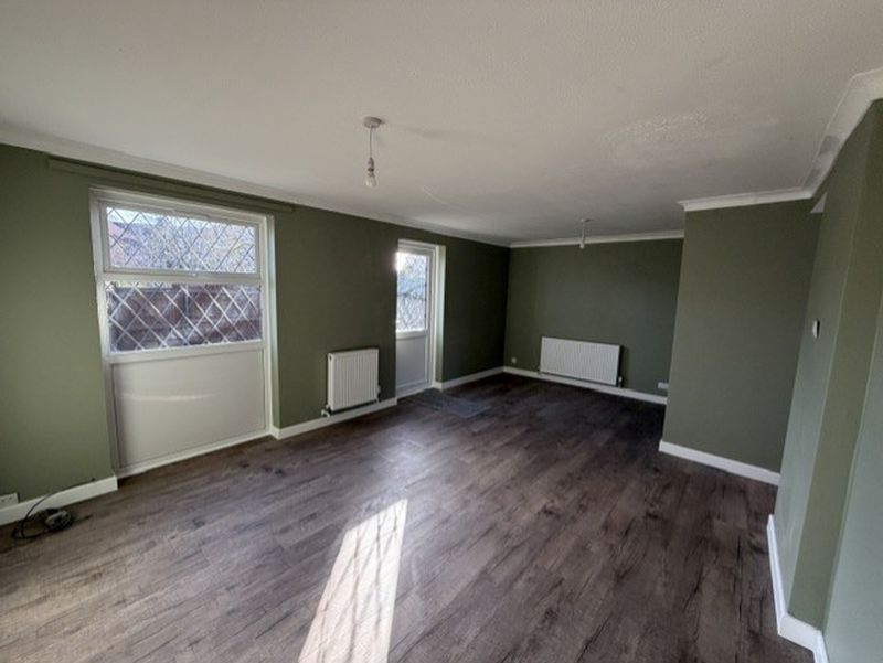 Property photo 3 of 16 Photo 6