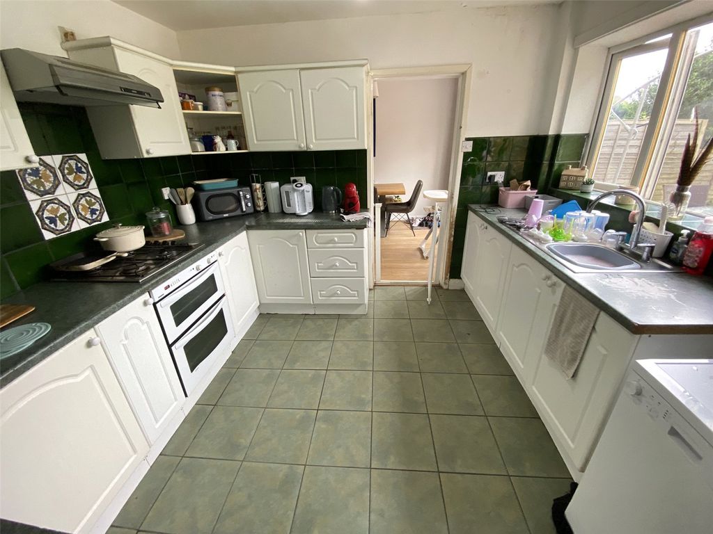 Property photo 2 of 17 Picture No. 08