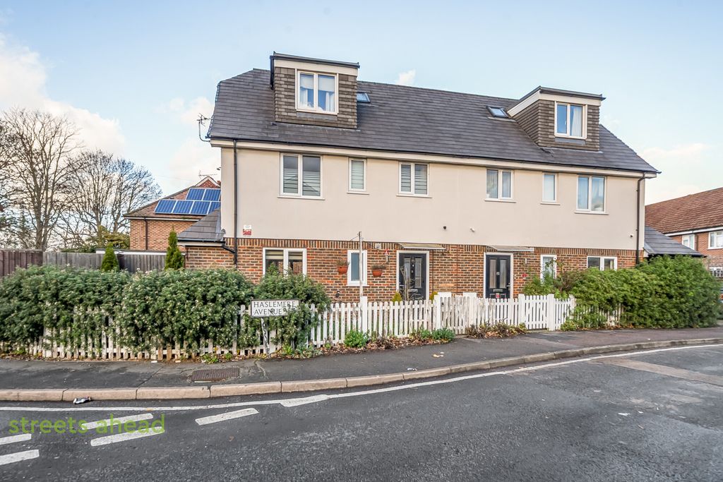 Property photo 1 of 20 Bedba261-d64d-4Cf...