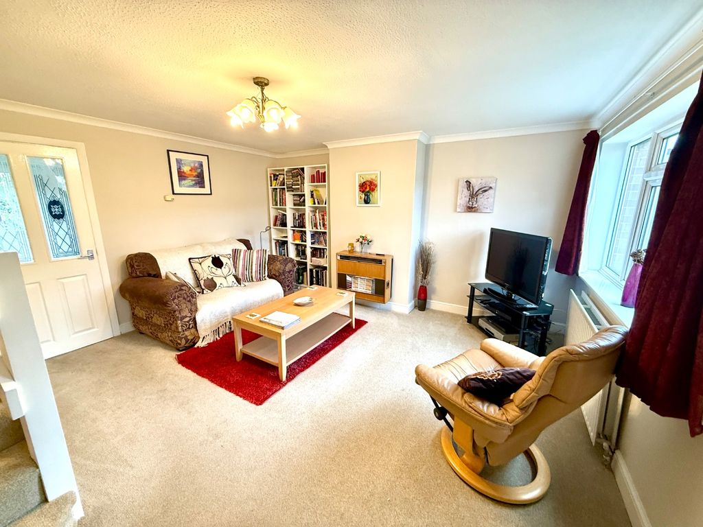 Property photo 3 of 33 5024845