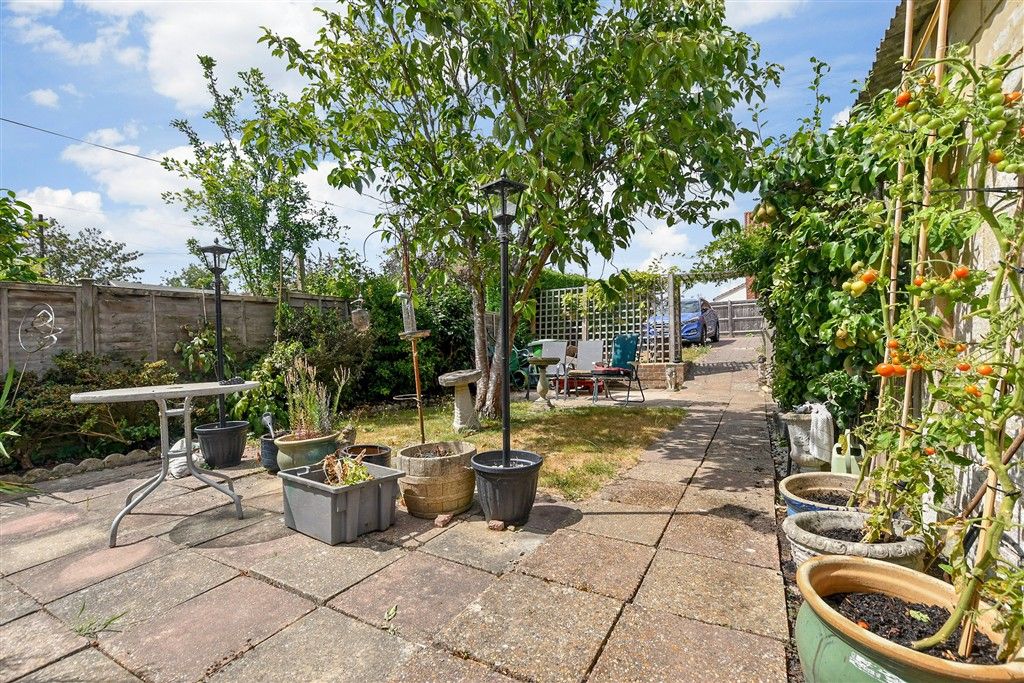 Property photo 2 of 25 Patio / Decking