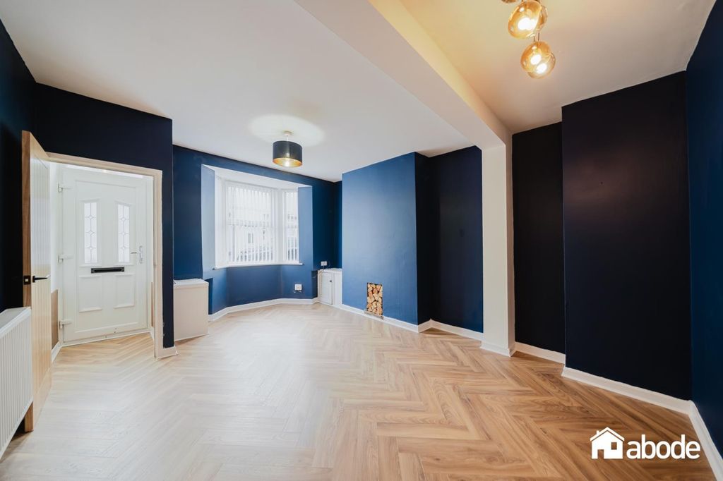 Property photo 3 of 15 Dsc04049-Hdr.Jpg