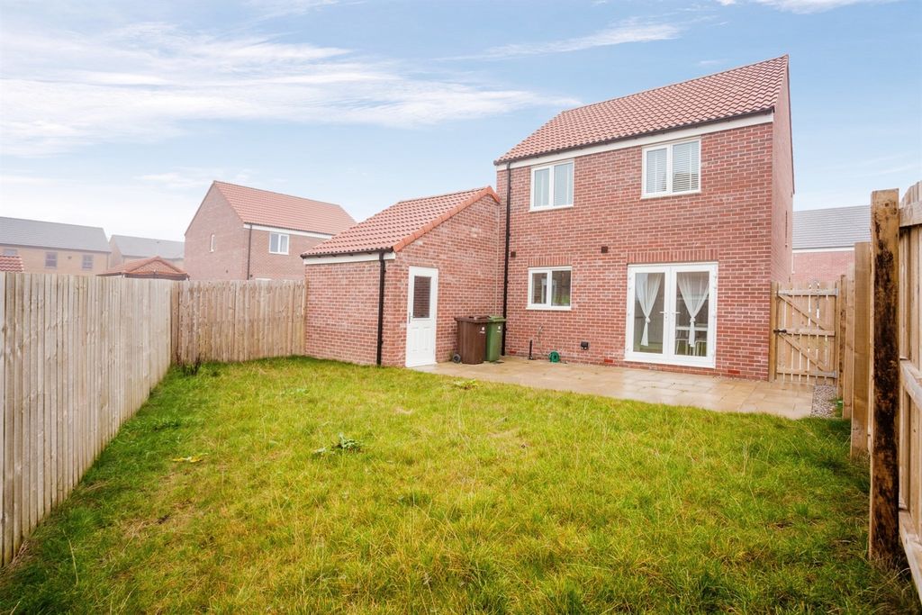 Property photo 2 of 14