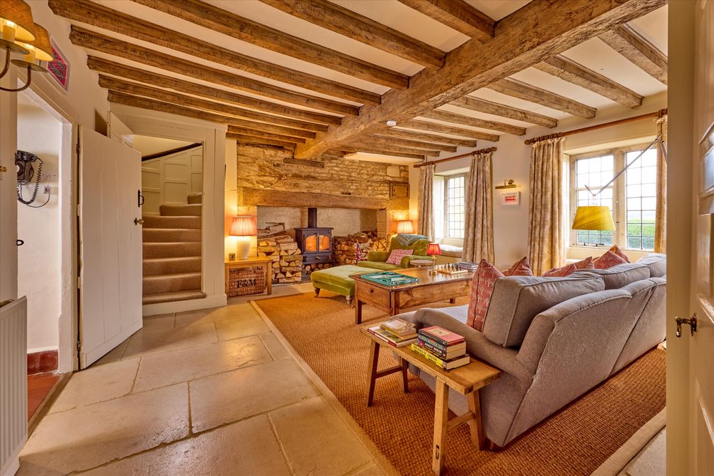 Property photo 3 of 26 Image