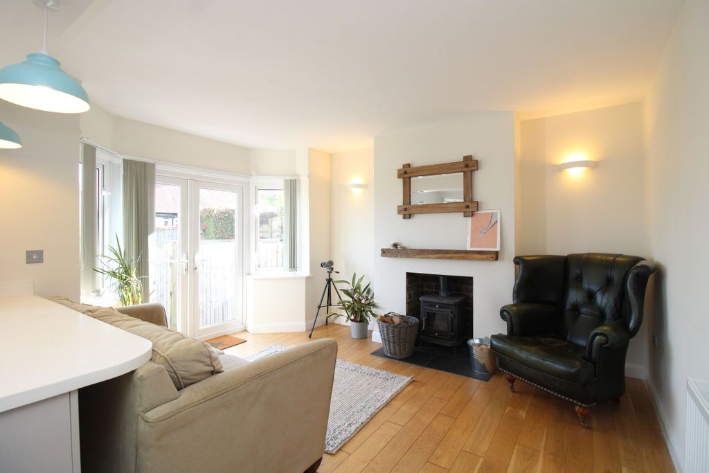 Property photo 3 of 21