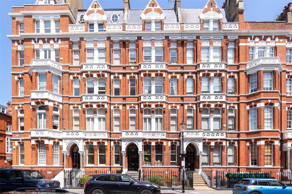 Property photo 2 of 11 Exterior