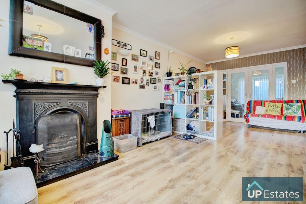 Property photo 3 of 30