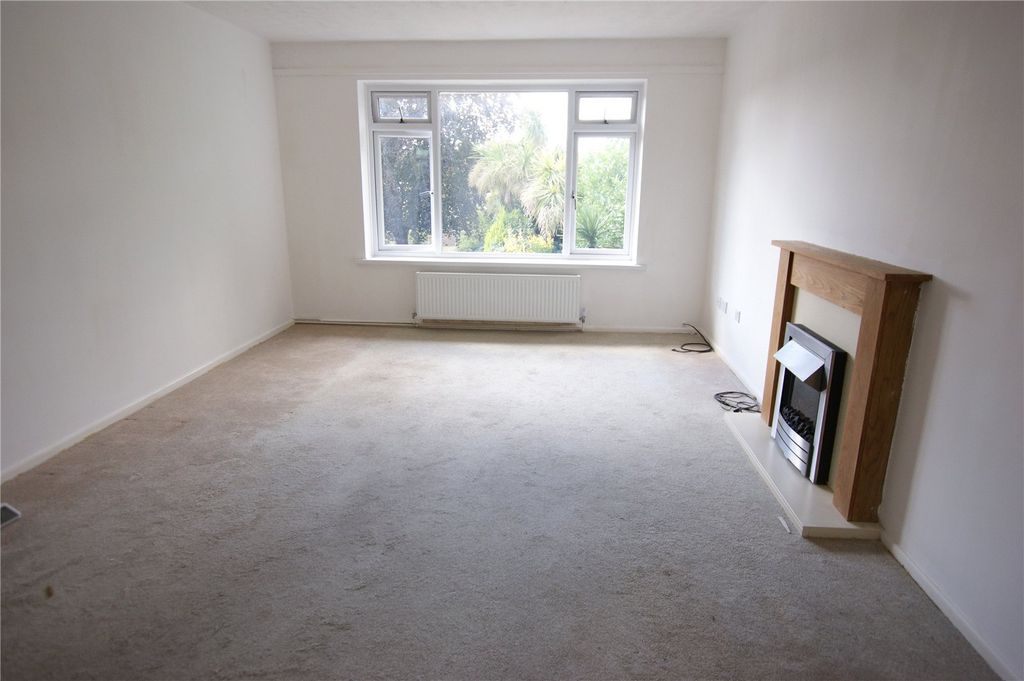 Property photo 3 of 7 Picture No. 11