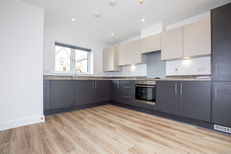 Property photo 3 of 13 Photo 4