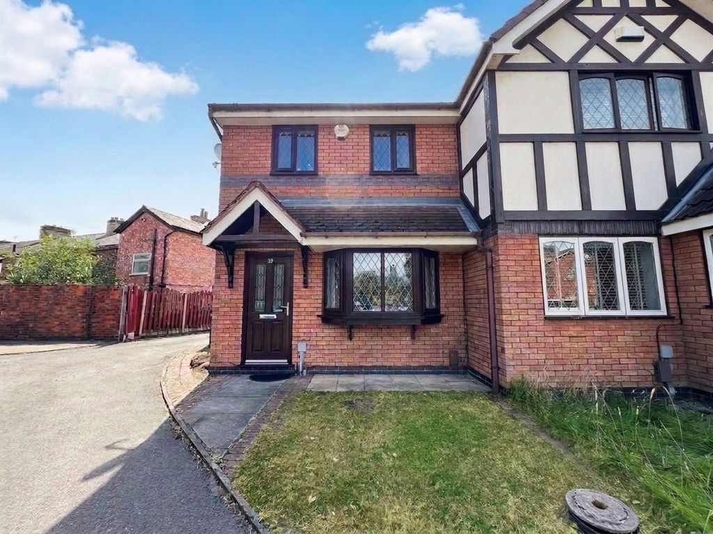 Property photo 1 of 11