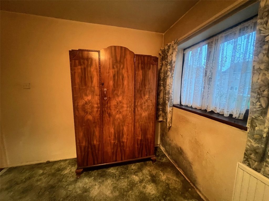 Property photo 2 of 12 Picture No. 05