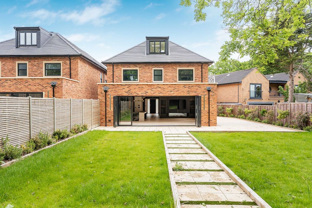 Additional image 10 of 5 bed detached house for salePipers Green Lane, Edgware HA8