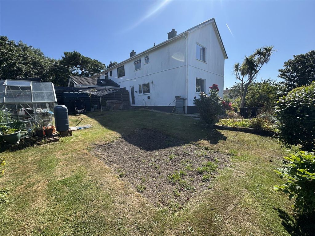 Property photo 3 of 14 Rear