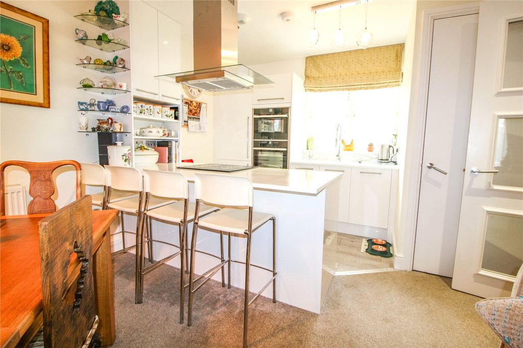 Property photo 3 of 11 Picture No. 08