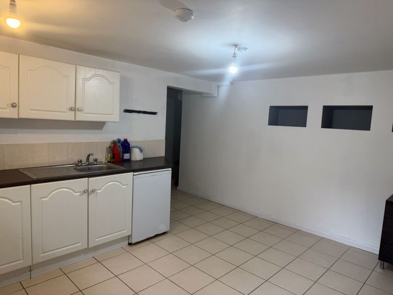 Property photo 3 of 37 Photo 2