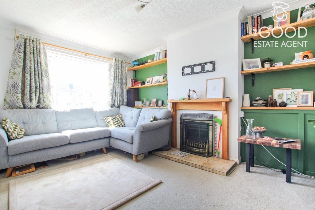 Property photo 2 of 13
