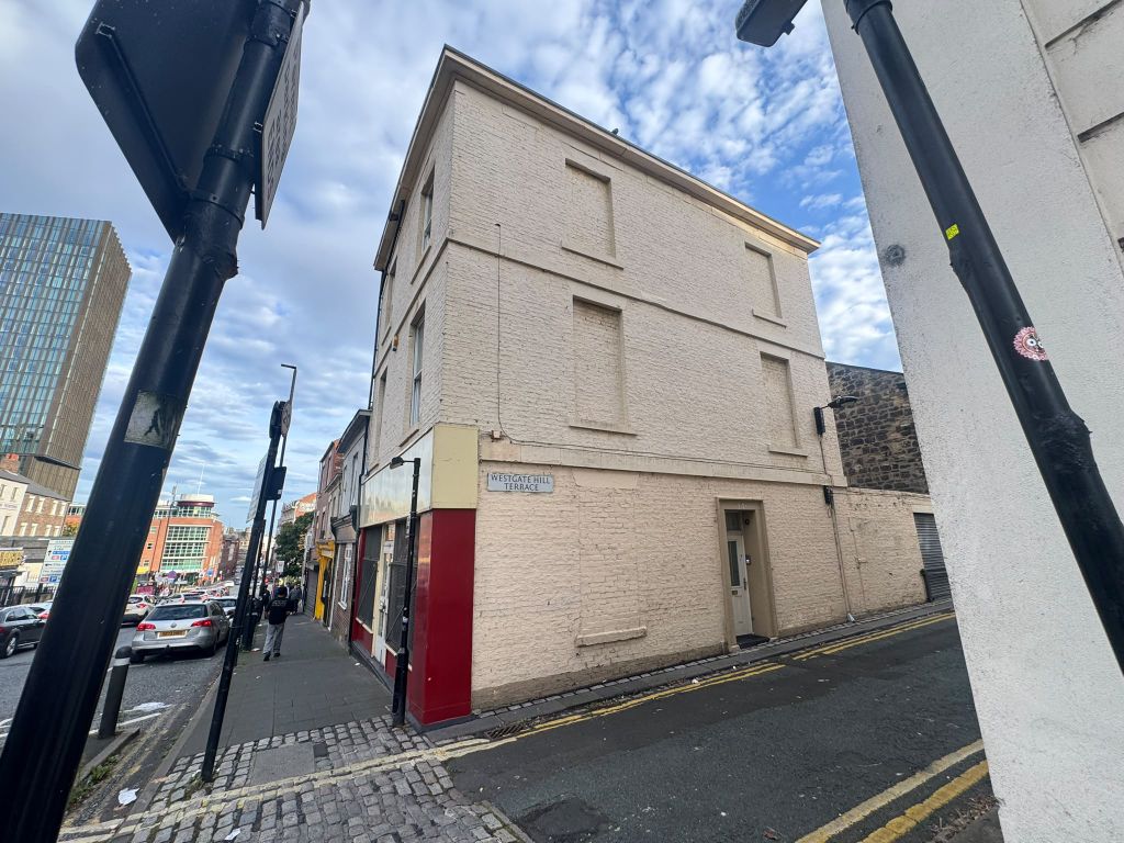 Property photo 1 of 3
