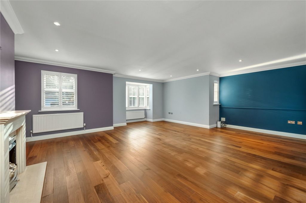 Property photo 3 of 29 Picture No. 13