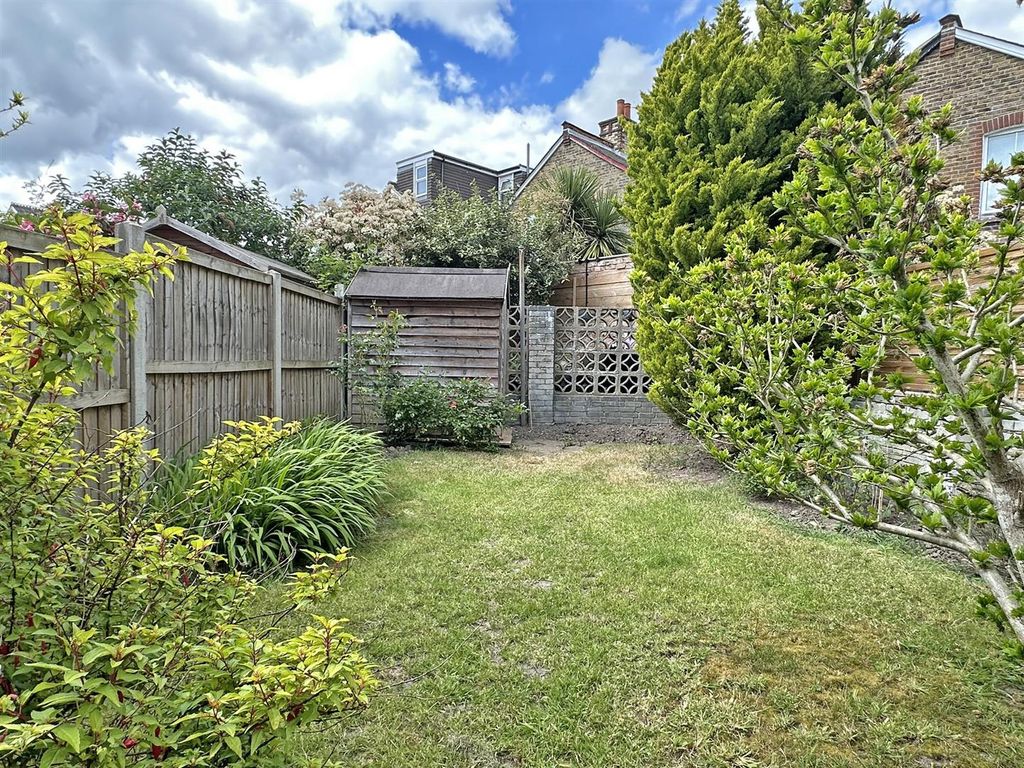 Property photo 2 of 15