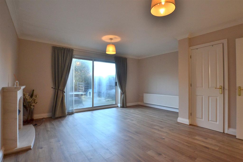 Property photo 3 of 12 Living Room