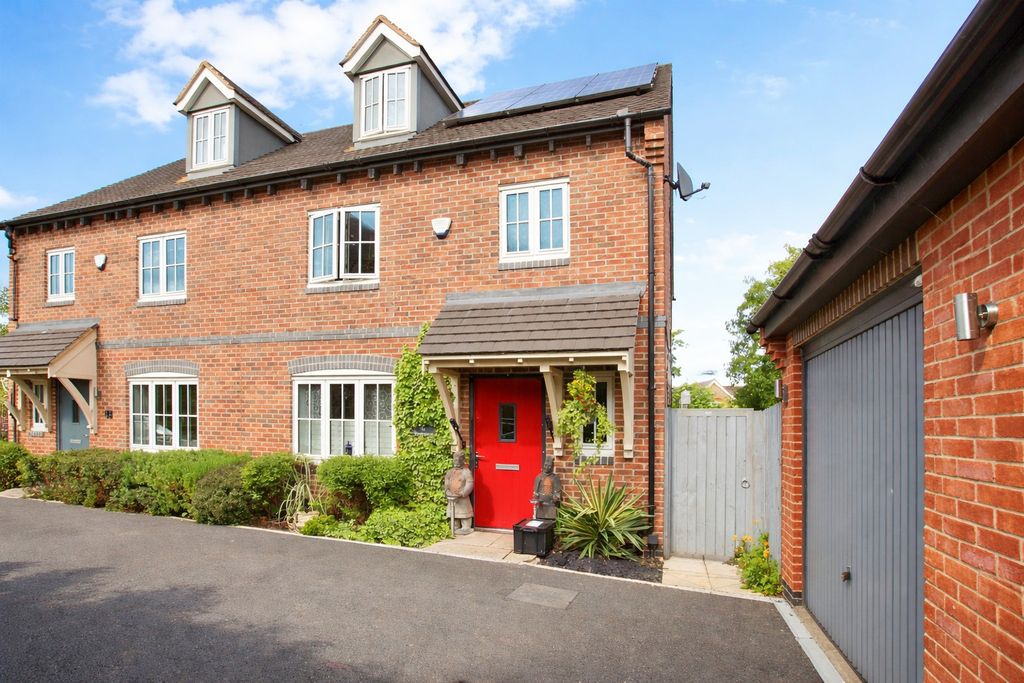 Property photo 1 of 20