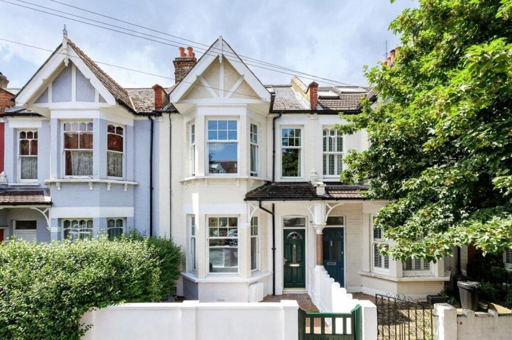 Property photo 1 of 12