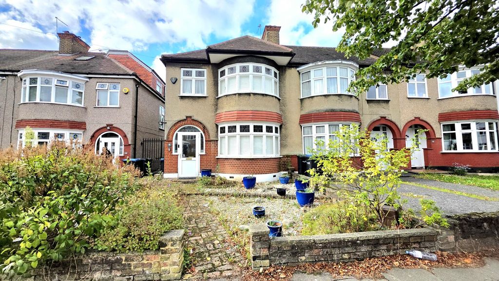 Property photo 1 of 24