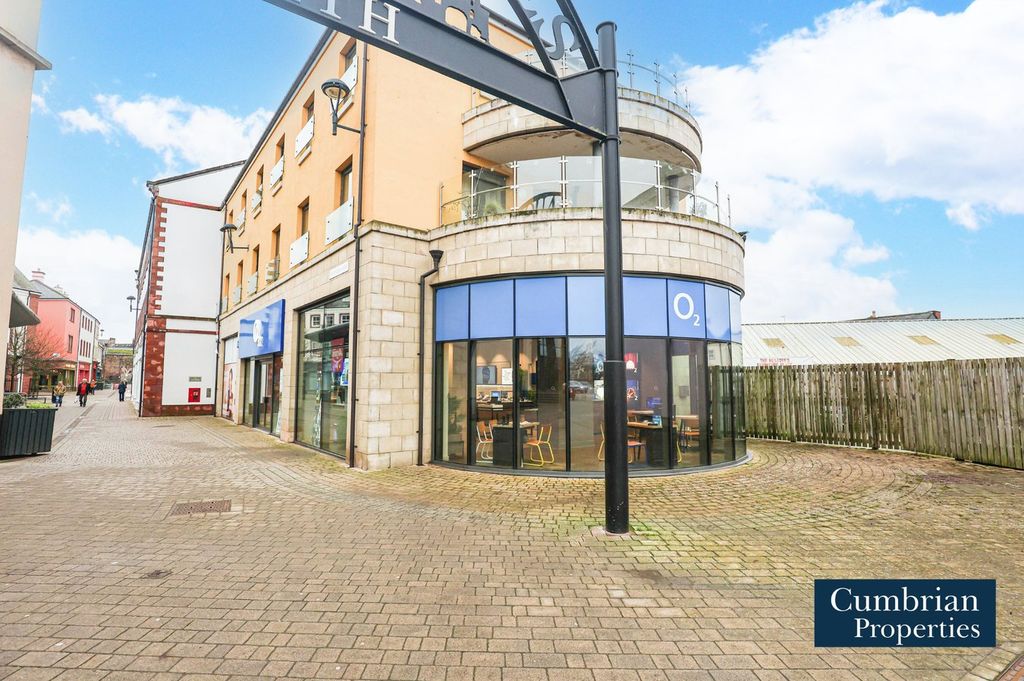 Property photo 1 of 16 External