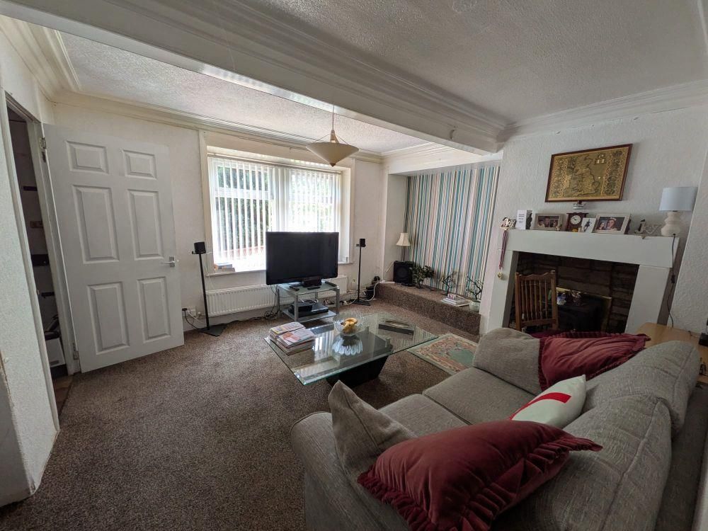 Property photo 2 of 9 2_.Jpg