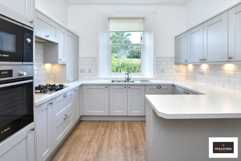Property photo 3 of 28 Kitchen
