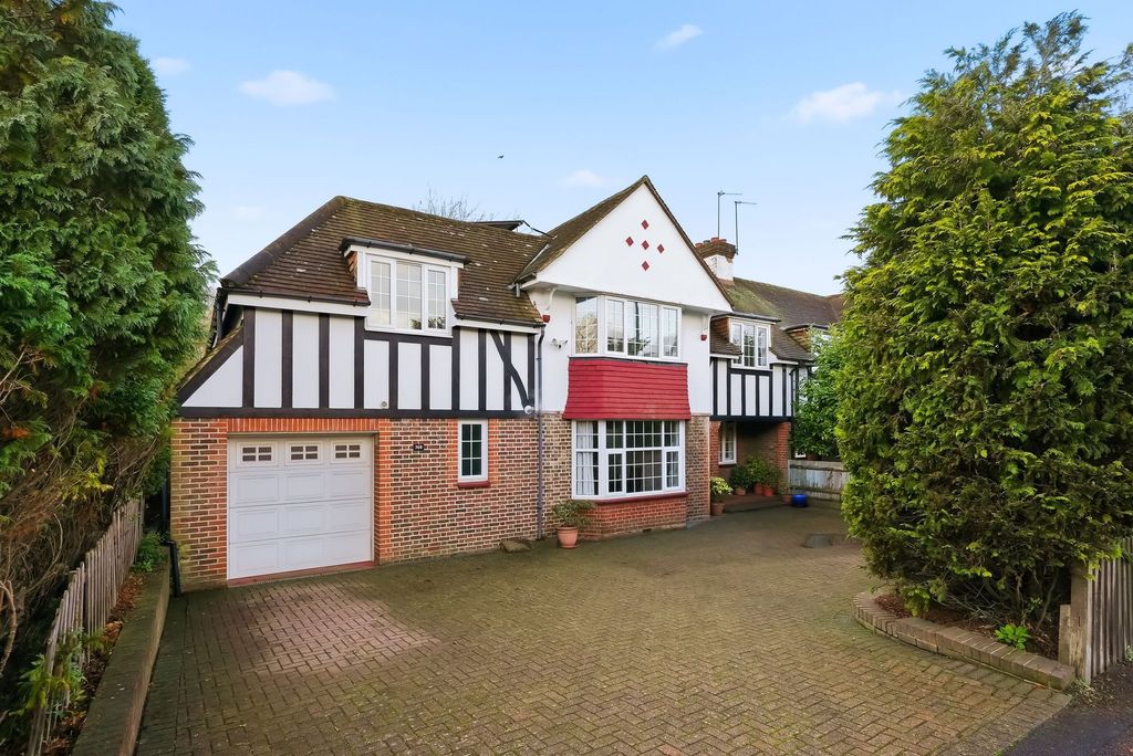 Property photo 1 of 19