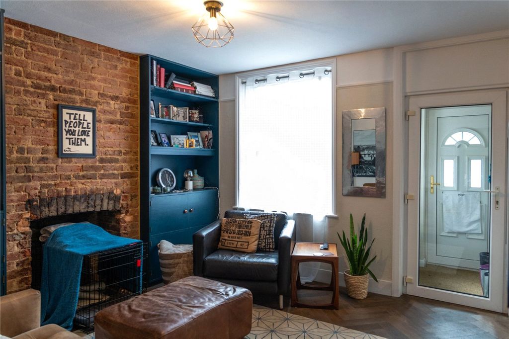 Property photo 2 of 15 Picture No. 51