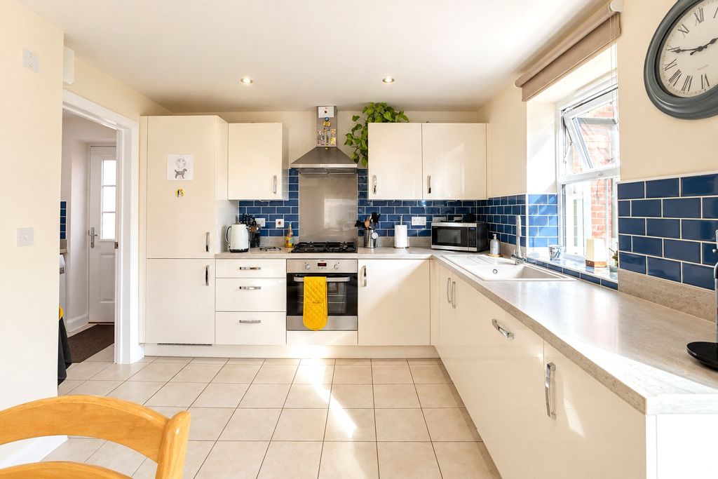 Property photo 3 of 16 Picture No. 07